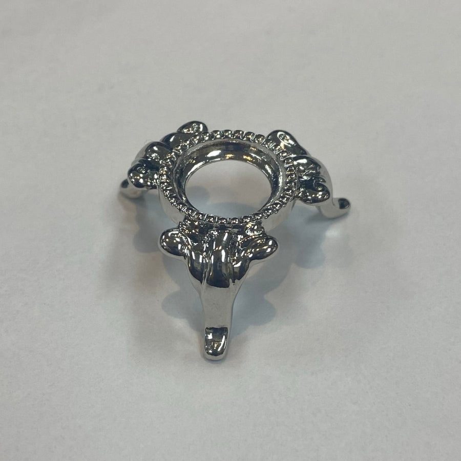 Silver ring with ornate setting on Acrylic & Metal Stands #Q152 deep easel stand
