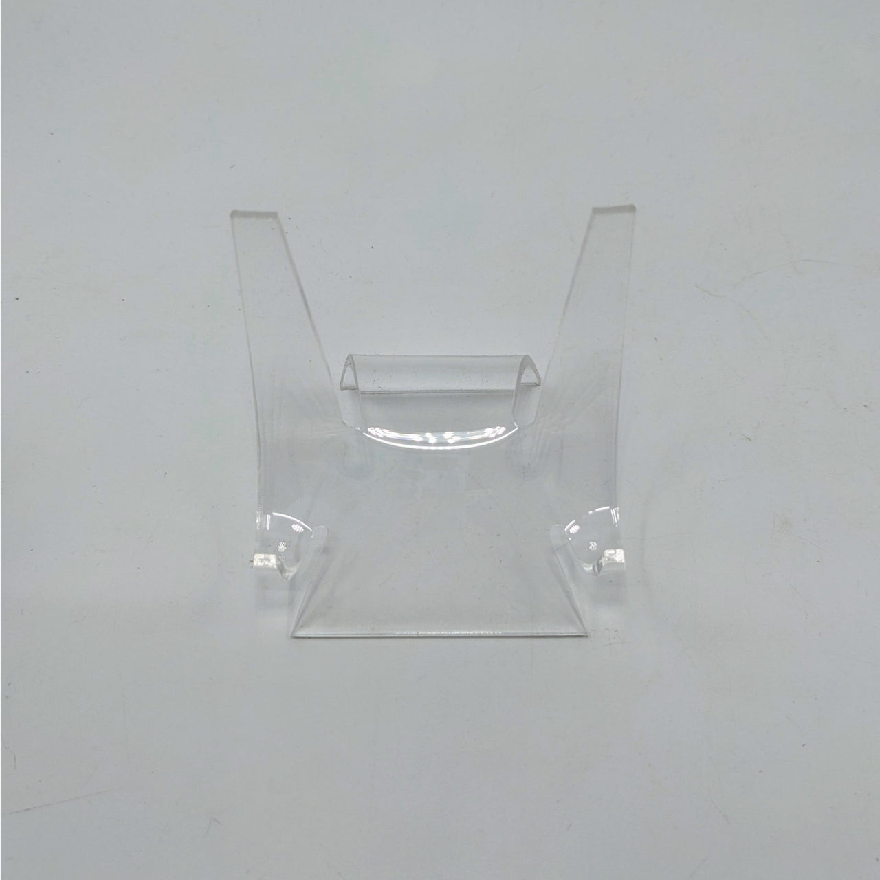 Clear acrylic display stand with curved front edge for Acrylic & Metal Stands #Q152