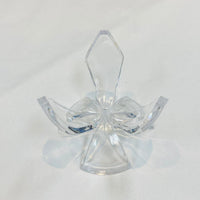 Clear glass angel ornament with spread wings on Acrylic & Metal Stands #Q152 easel stand