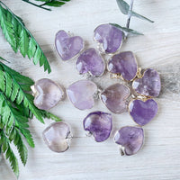 Heart-shaped amethyst pendant in silver-toned setting LV9397
