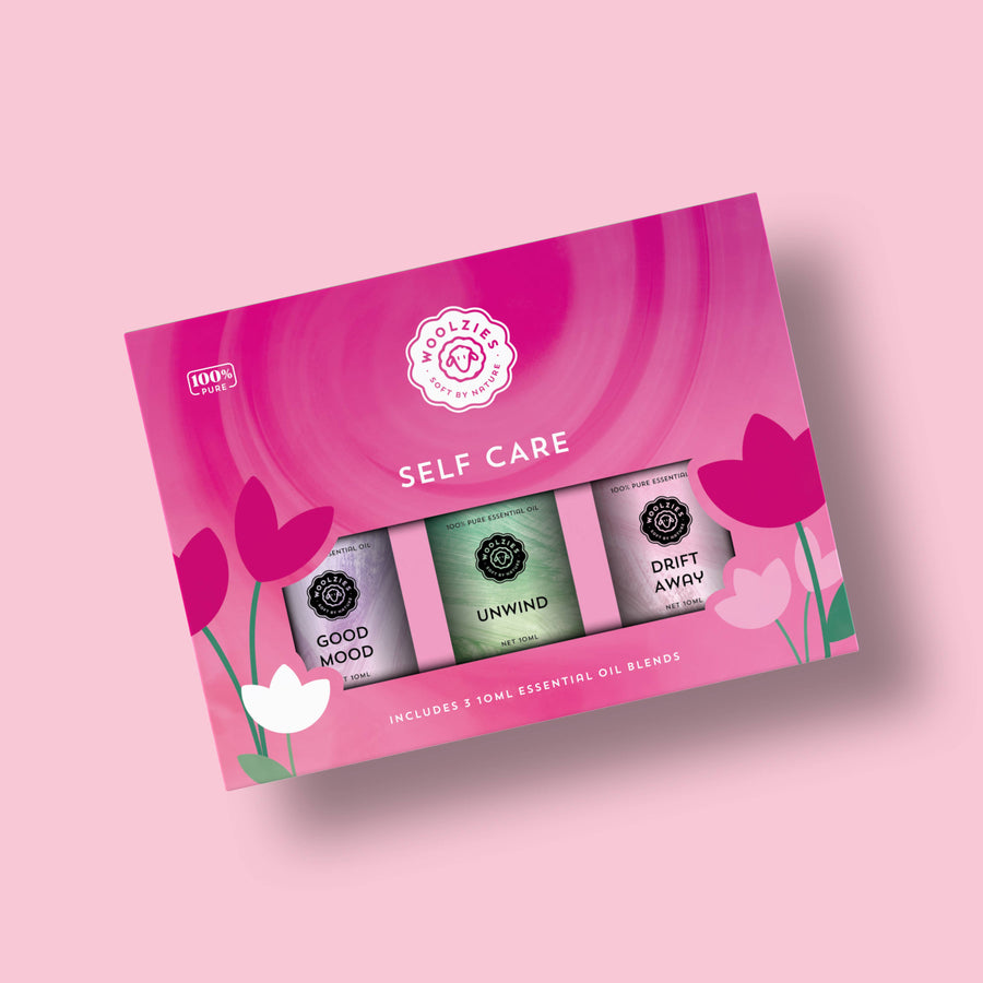 Self-care essential oil set with pink white packaging Good Mood Unwind Drift Away LV9978
