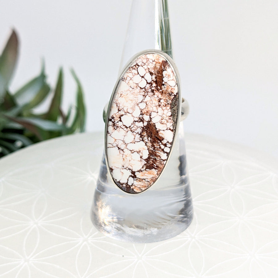 Oval white and brown wild horse magnesite ring, handcrafted crystal healing jewelry